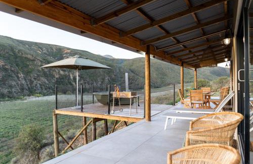 Uniondale House | Nicara Luxury Ecocabin Honeypunch