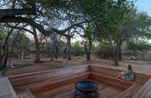 Hoedspruit Villa | Nomads Den Safari Villas - Heated Pools and Riverbed views