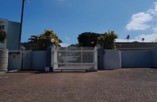Ramsgate Beach Apartment | Nomads Nook 7 Sea view 6 Sleeper