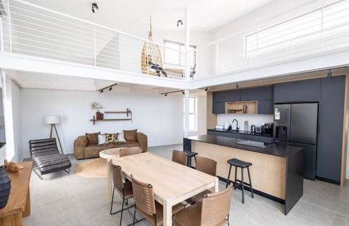 Sunset Beach Villa | Ocean 9 Beachfront Residence