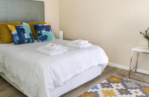 Mouille Point Apartment | Ocean View Properties - Apartment 701