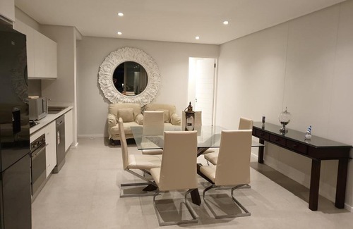Hillhead Apartment | OCEANDUNES SIBIYA
