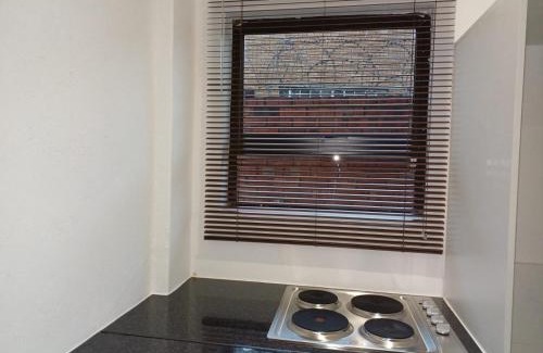 Eikenbosch House | Ojong's Court Bellville