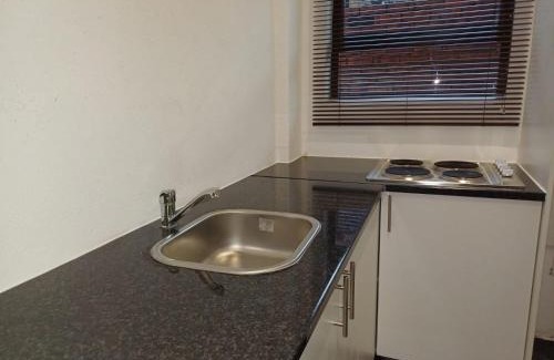 Eikenbosch House | Ojong's Court Bellville