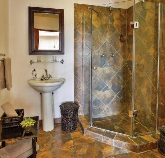 Beaufort West House | Olive Grove Guest Farm