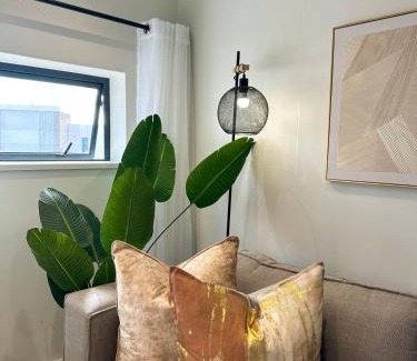 Century City Apartment | On Park - Century City Lux Studio Apartment