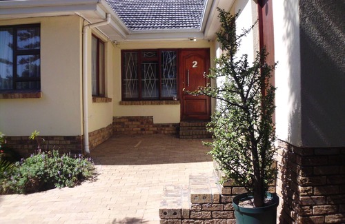 Parow House | One bedroom apartment