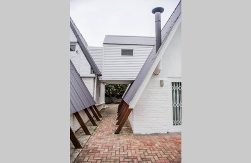 Onrus House | Onrus Family Beach house - A-frame Charm