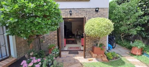Noordhoek Apartment | Opal Cottage
