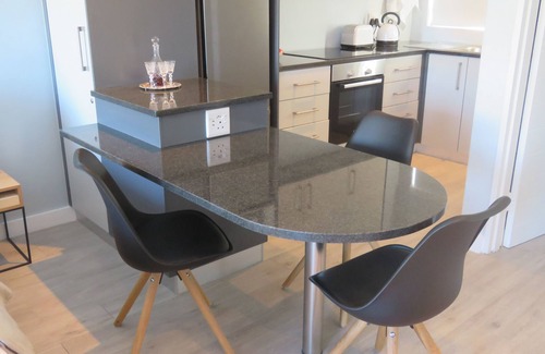 Cape Town City Centre Apartment | Oranjehof Studios