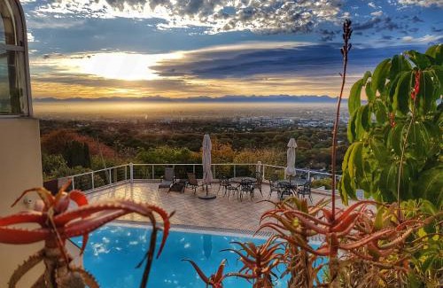Newlands House | Panorama Guest House