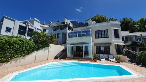 Newlands House | Panorama Guest House