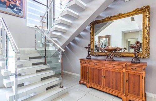 Centurion Villa | Pearl House