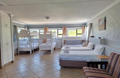 Myoli Beach Hostel | Pili Pili Beach Cabanas