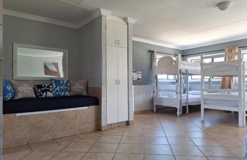 Myoli Beach Hostel | Pili Pili Beach Cabanas