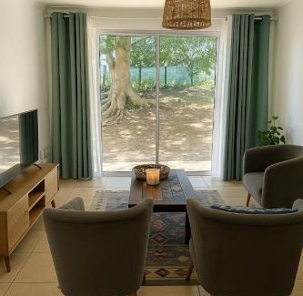 Pinelands Apartment | Pinelands One-bedroom Apartment