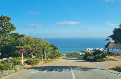 Pinnacle Point Apartment | Pinnacle Point Axizei Properties