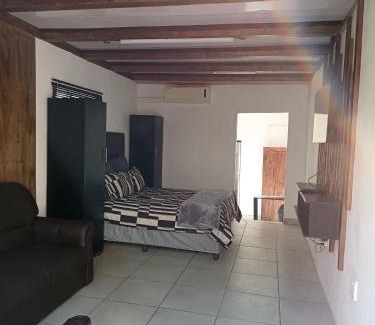 Scottsville Hostel | PMB Backpackers Lodge