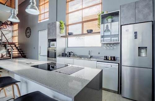 Durban Point Apartment | Point Bay - Super Stylish for Less
