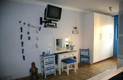 Hartbeespoort House | Ponciana Superior Guesthouse