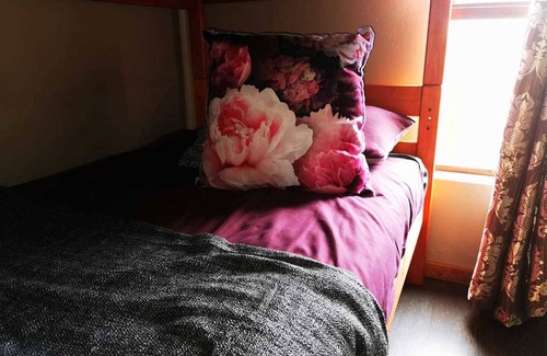 Kempton Park Resort | Private room ∙ 2 guests