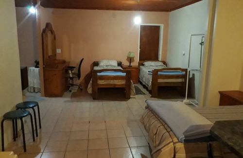 Rondebosch East Resort | Private room ∙ 2 guests
