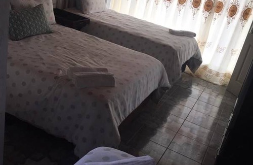 Krugersdorp Resort | Private room ∙ 4 guests