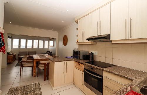 Manaba Beach Apartment | Queens View 33
