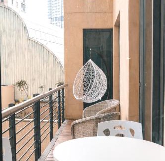 Sandown Apartment | Raphael penthouse 205
