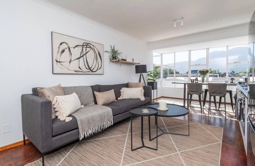 Claremont Apartment | Ravensberg Table Mountain Oasis