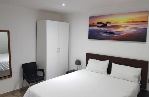Cape Town House | Relaxing Guest House in th Heart of Ndabeni