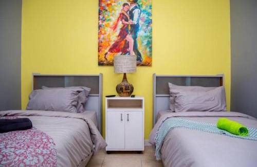 Cape Town House | Relaxing guest House in The heart of Ndabeni