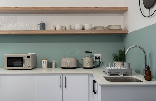 Three Anchor Bay Apartment | Retro Chic living in heart of Sea Point