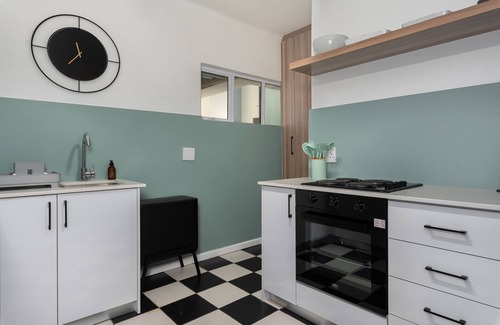 Three Anchor Bay Apartment | Retro Chic living in heart of Sea Point