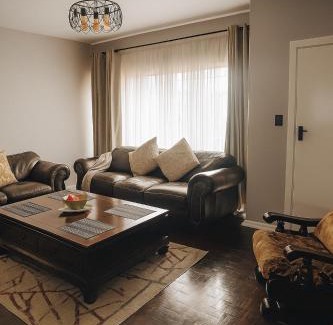 Kempton Park Apartment | Rhodesfield's Hidden Gem