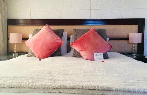 Centurion House | Riverton Manor