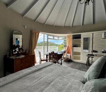 Beacon Bay House | Riverview Loft Bonza Bay