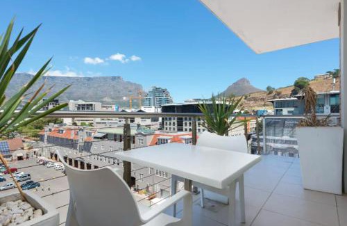 Cape Town City Centre Apartment | Rockwell Apartments