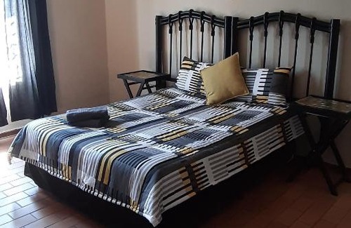 Bela-Bela Apartment | Roos Getaway Apartments #7