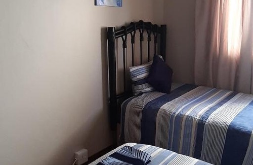 Bela-Bela Apartment | Roos Getaway Apartments #7