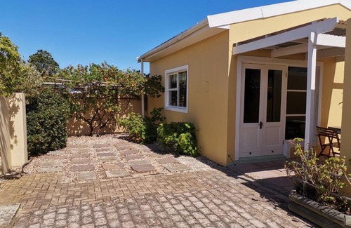 Westcliff Apartment | Rose's Cottage