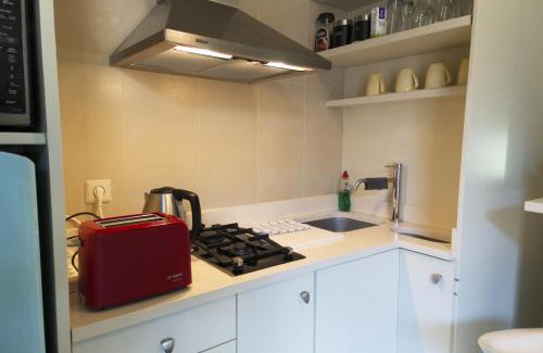 Sea Point House | Rosedene Lodge - 24h solar with pool and garden