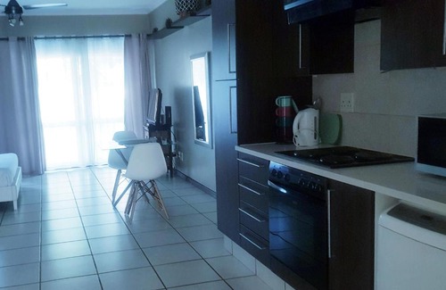 Greater Johannesburg Metropolitan Area Apartment | Samtip Sunset