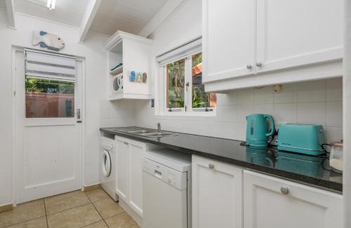San Lameer Apartment | San Lameer Villa 3115 - 4 Bedroom Classic - 8 pax - San Lameer Rental Agency