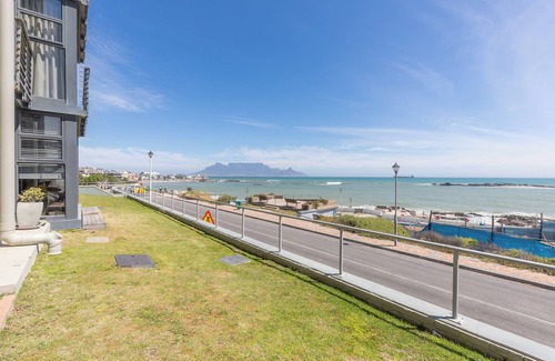 Bloubergstrand Apartment | Sand en See 3 by HMH