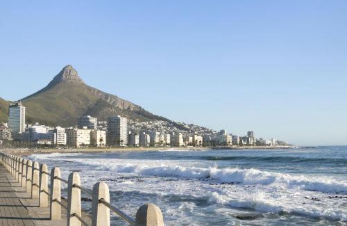 Mouille Point Apartment | Sandringham 55 by Host Agents