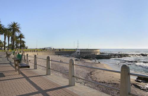 Mouille Point Apartment | Sandringham 55 by Host Agents