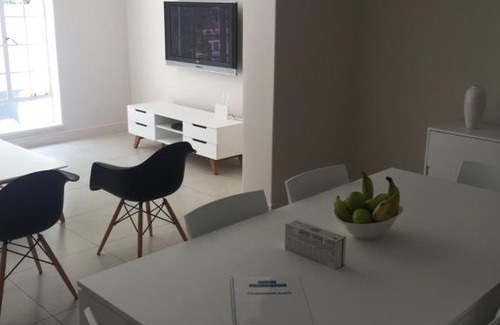 Sandown Apartment | Sandton Place