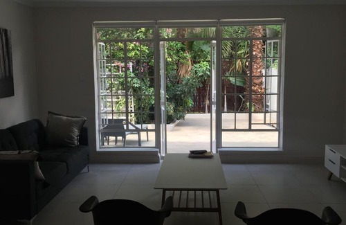 Sandown Apartment | Sandton Place