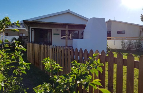 Hartenbos House | Sea-esta Hartenbos